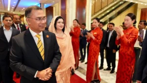 বেইজিং পৌঁছালেন প্রধানমন্ত্রী তারেক রহমান