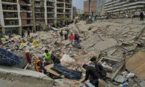 Deadly earthquake in Venezuela- 1,450 dead, hope of rescue of survivors slim