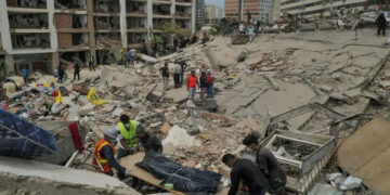 Deadly earthquake in Venezuela- 1,450 dead, hope of rescue of survivors slim