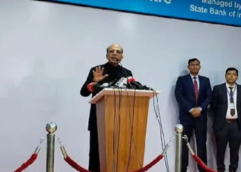 India introduces tourist visa for Bangladeshis after two yearsIndia introduces tourist visa for Bangladeshis after two years