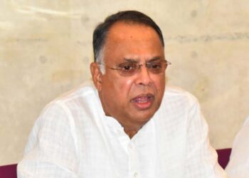 জ্বালানি সরবরাহ স্বাভাবিক হচ্ছে: মন্ত্রী ইকবাল হাসান মাহমুদ টুকু