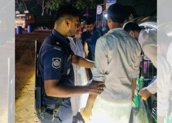 কিশোর অপরাধবিরোধী বিশেষ অভিযানে চট্টগ্রাম-লক্ষ্মীপুর-চাঁদপুরে আটক শত শত